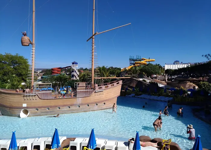 Piazza Diroma Acqua Park- Parque Aquatico Gratis