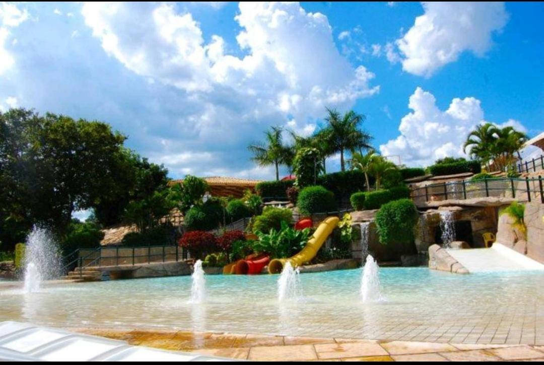 Piazza Diroma Acqua Park- Parque Aquatico Gratis Caldas Novas