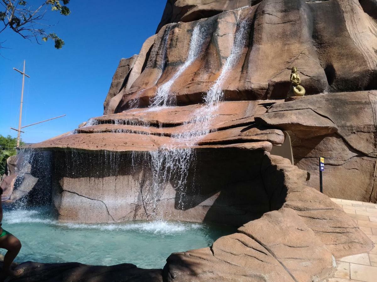 Piazza Diroma Acqua Park- Parque Aquatico Gratis